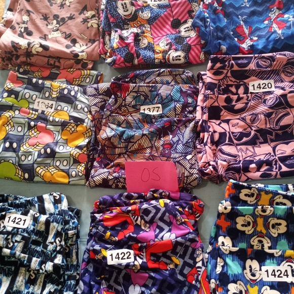 DISNEY OS LEGGINGS. 2/$36 - Picture 4 of 10